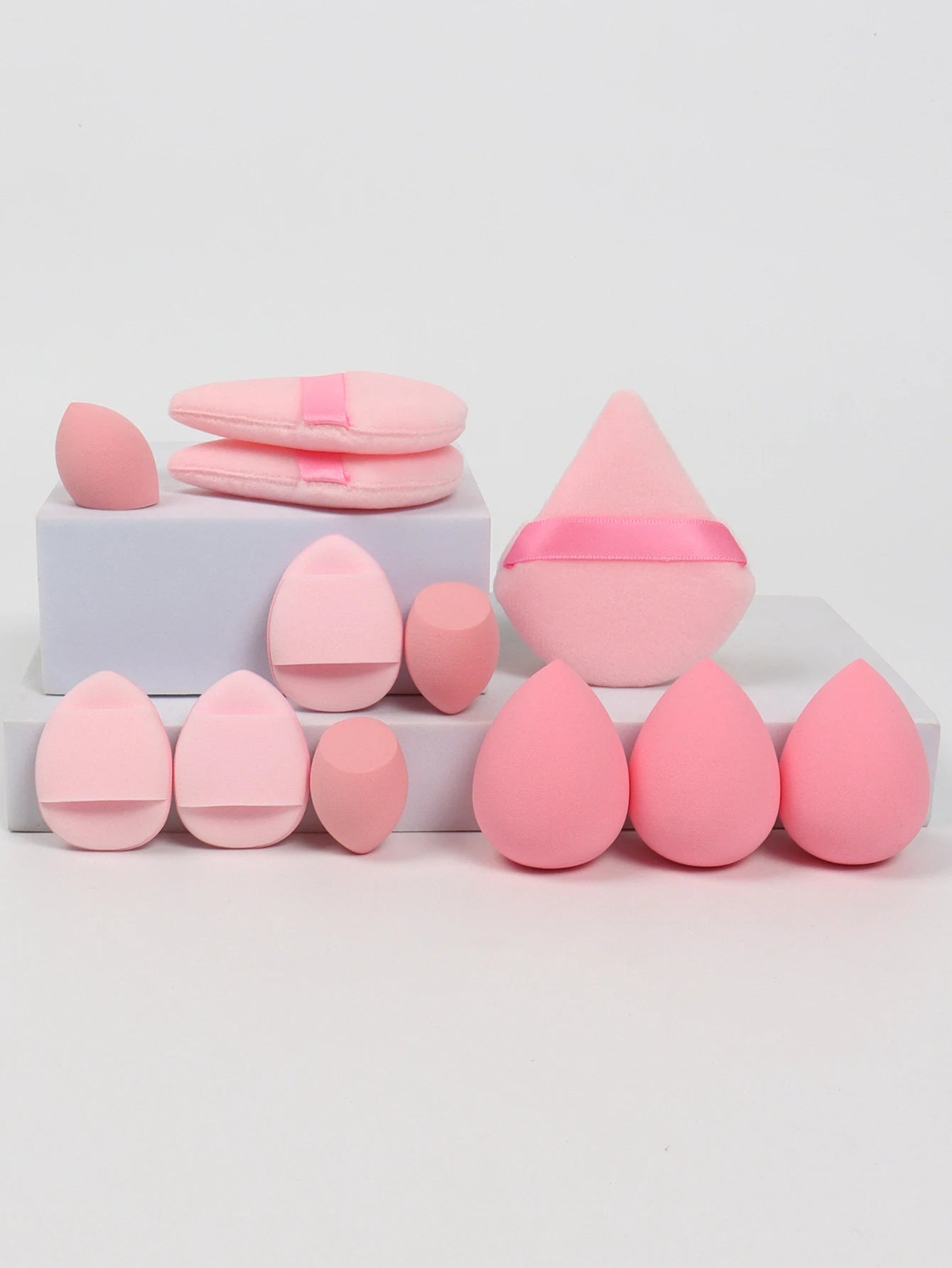 12-Piece All-Purpose Makeup Sponge Set, Made of 3 Loose Powder Puffs, 3 Mini Air Cushion Puffs, 3 Beauty Eggs and 3 Mini Beauty - Nextwave Zone
